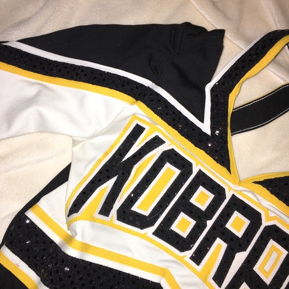 Kobras varsity cheer uniform - Picture 3 of 5